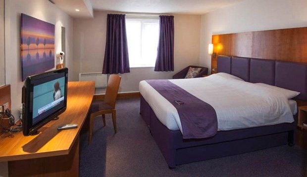 Premier Inn Warrington South エクステリア 写真